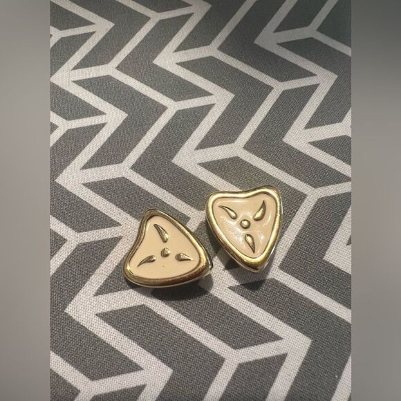Vintage Givenchy Cream Gold Tone Clip On Earrings - Picture 1 of 3